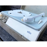 Dieter Rams Braun PC3 platenspeler